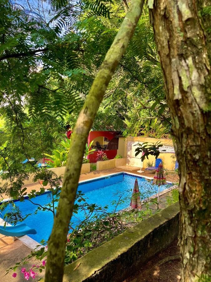Residence Bertille Abidjan Cocody Buitenkant foto